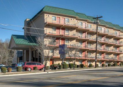 Hotel Sleep & Near Sports World Blvd