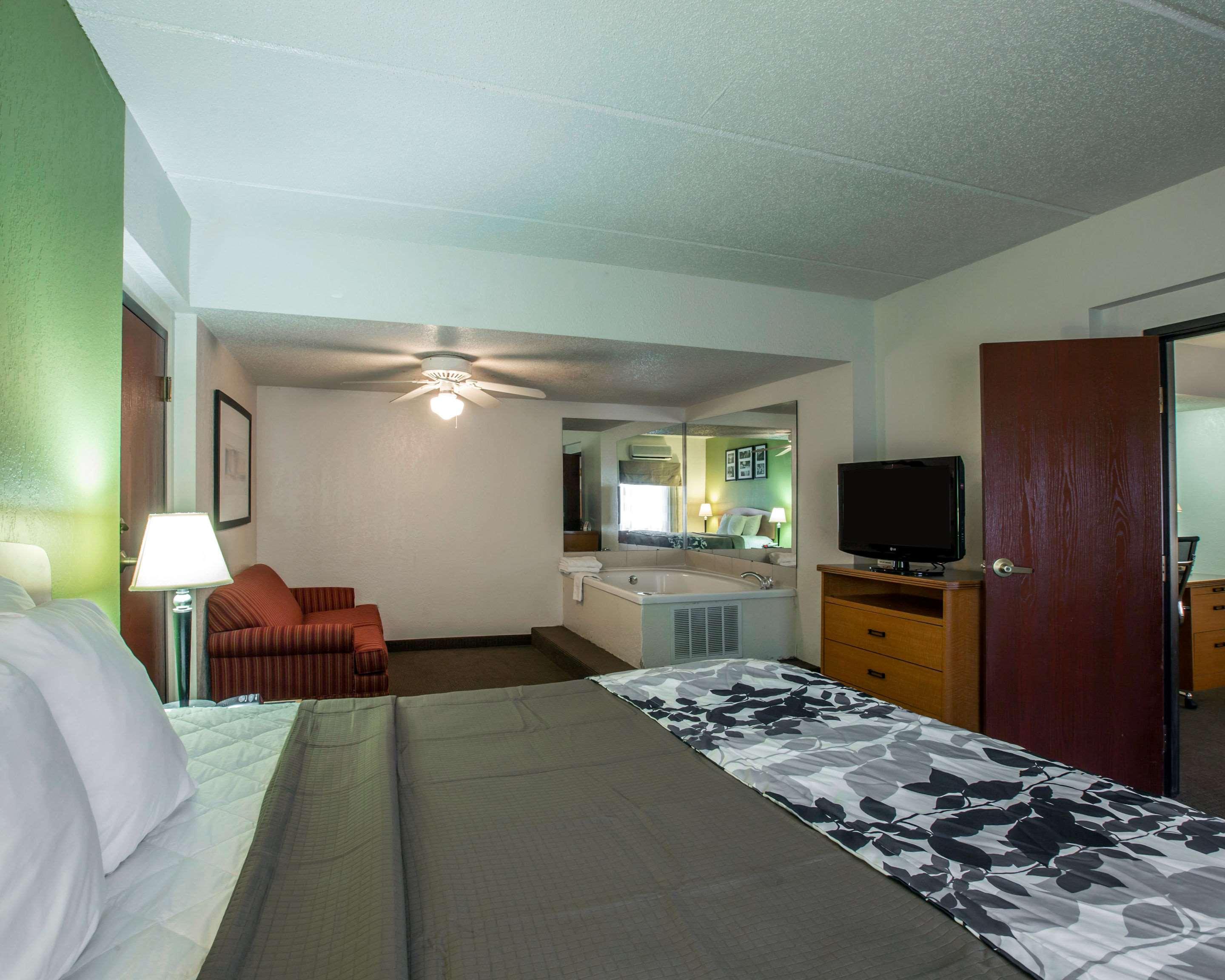 Sleep & Near Sports World Blvd Hotel Gatlinburg