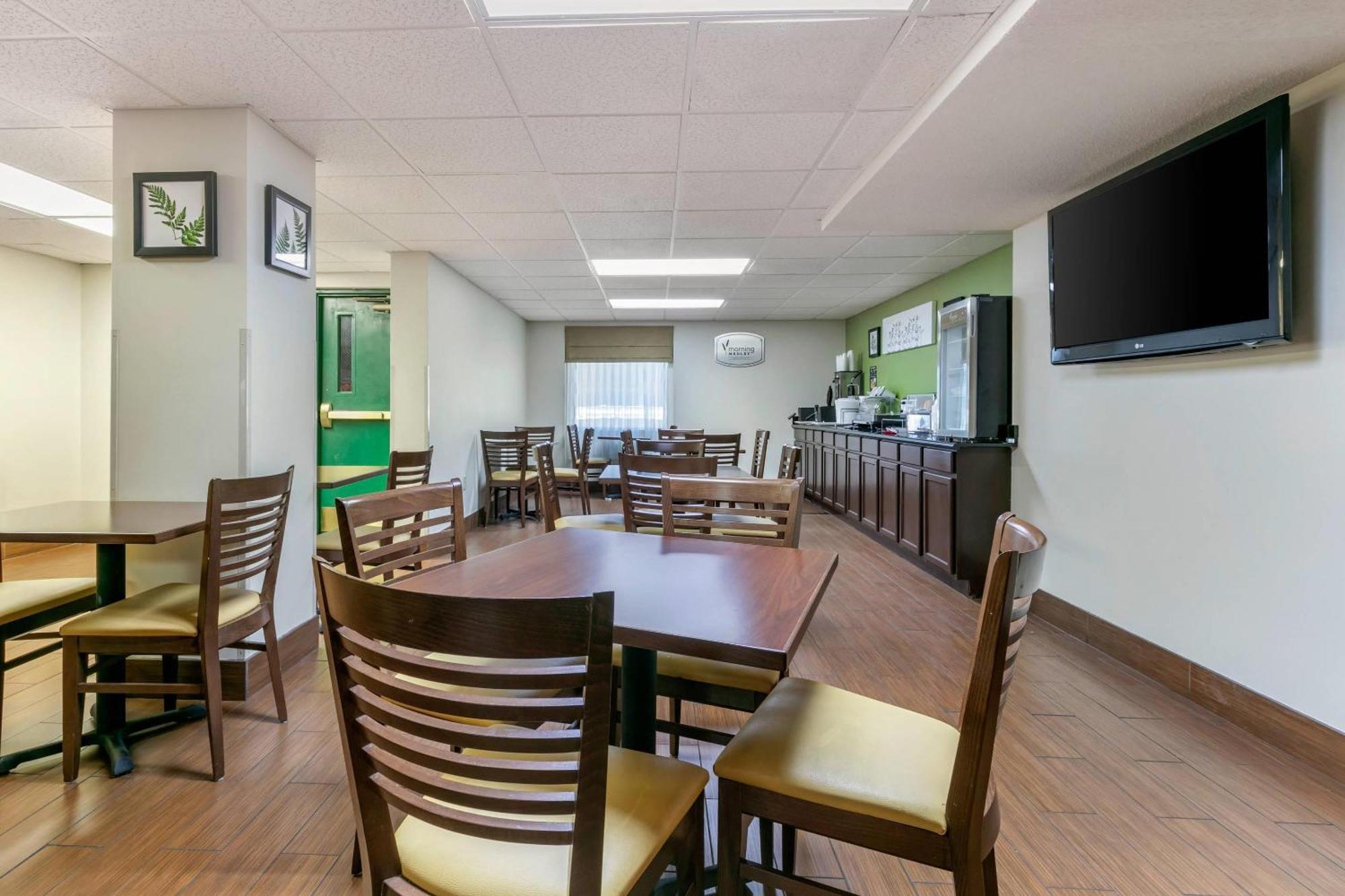 Hotel Sleep & Near Sports World Blvd 3*